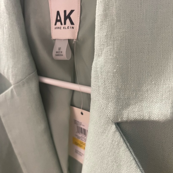 NWT ANNE KLEIN Light Green Women’s Blazer - size medium - Picture 7 of 7